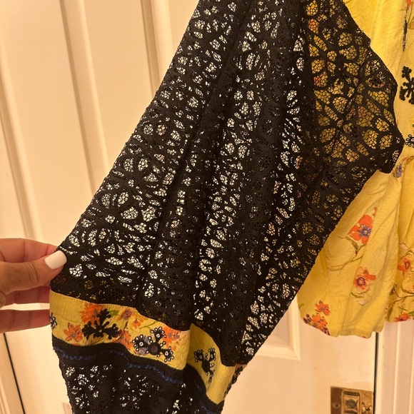 🖤💛Free people blouse🖤💛 - Picture 4 of 14